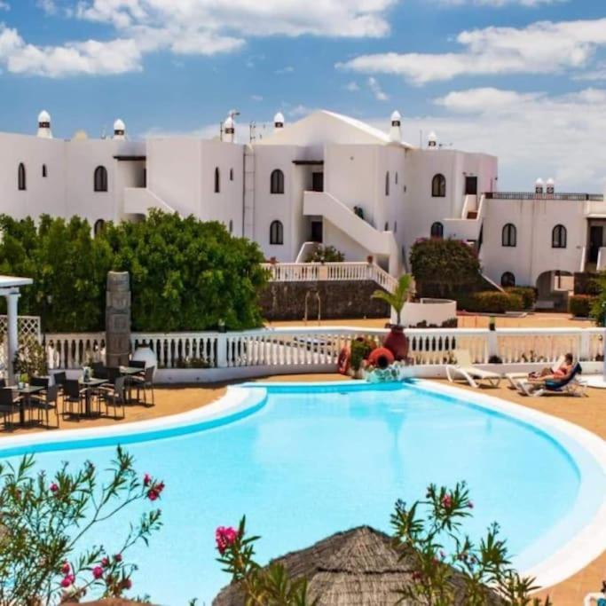 Apto. Vacacional “El Balcon De Las 4 Lunas” Коста-Тегисе Экстерьер фото